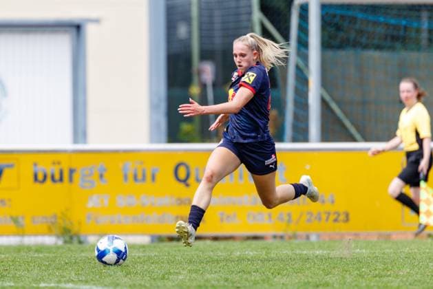 Emily Schimm 29, FC Red Bull Salzburg at the match FFC Wacker München v FC Red Bull Salzburg, Soccer, Women, Regionalliga Süd, 2025 2026, Test match on 19 07 2025 in Fürstenfeldbruck, Stadion a d Klosterstraße Bayern Germany