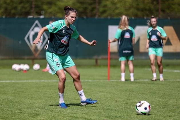 Rieke Dieckmann SV Werder Bremen, 22 during a training exercise, 19 07 2025, Bremen Germany , Soccer, Google Pixel Women Bundesliga, Training SV Werder Bremen xobx