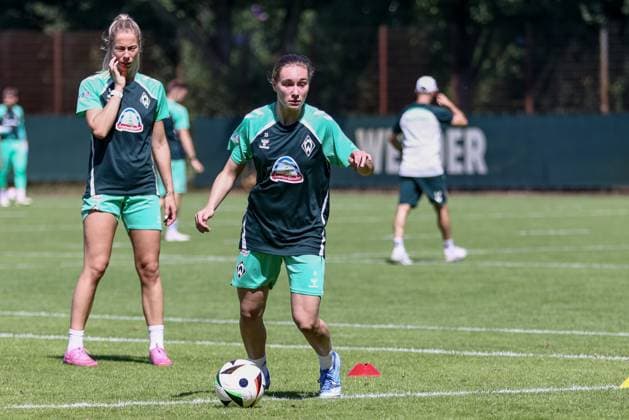 Maria Penner SV Werder Bremen, 33 during a training exercise, 19 07 2025, Bremen Germany , Soccer, Google Pixel Women Bundesliga, Training SV Werder Bremen xobx