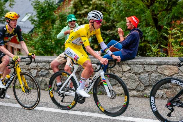 Tour de France 2025 Stage 14 LUCHON SUPERBAGNERES, FRANCE - JULY 19 : Pogacar Tadej (SLO) of UAE Team Emirates - XRG in action during stage 14 of the 112th edition of Tour de France an UCI World Tour 2.UWT cycling road race stage for Men Elite of 183 km with start in Pau and finish in Luchon Superbagneres on July 19, 2025 in Luchon Superbagneres, France, 19 07 2025 ( Motordriver Kenny Verfaillie - Luchon Superbagneres France  Copyright: xLucaxBettinix