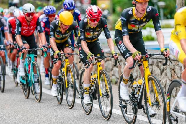 Tour de France 2025 Stage 14 LUCHON SUPERBAGNERES, FRANCE - JULY 19 : Vingegaard Jonas (DEN) of Team Visma - Lease a Bike in action during stage 14 of the 112th edition of Tour de France an UCI World Tour 2.UWT cycling road race stage for Men Elite of 183 km with start in Pau and finish in Luchon Superbagneres on July 19, 2025 in Luchon Superbagneres, France, 19 07 2025 ( Motordriver Kenny Verfaillie - Luchon Superbagneres France  Copyright: xLucaxBettinix