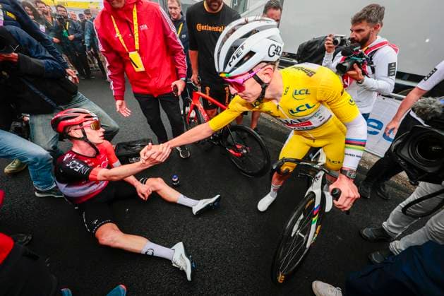Tour de France 2025 Stage 14 LUCHON SUPERBAGNERES, FRANCE - JULY 19 : Arensman Thymen (NED) of INEOS Grenadiers and Pogacar Tadej (SLO) of UAE Team Emirates - XRG after the race during stage 14 of the 112th edition of Tour de France an UCI World Tour 2.UWT cycling road race stage for Men Elite of 183 km with start in Pau and finish in Luchon Superbagneres on July 19, 2025 in Luchon Superbagneres, France, 19 07 2025 ( Motordriver Kenny Verfaillie - Luchon Superbagneres France  Copyright: xLucaxBettinix