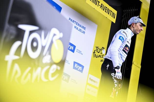 German Florian Lipowitz of RedBull-BORA-hansgrohe celebrates on the podium in the white jersey for best young rider after stage 14 of the 2025 Tour de France cycling race, from Pau to Luchon-Superbagneres (183 km), on Saturday 19 July 2025 in France. The 112th edition of the Tour de France starts on Saturday 5 July in Lille, France, and will finish in Paris, France on the 27th of July. JASPERxJACOBS  x129573979x