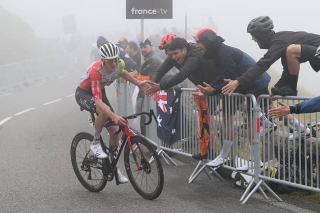 Tour de France 2025 Stage 14 LUCHON SUPERBAGNERES, FRANCE - JULY 19 : Barre Louis (FRA) of Intermarche - Wanty with fans during stage 14 of the 112th edition of Tour de France an UCI World Tour 2.UWT cycling road race stage for Men Elite of 183 km with start in Pau and finish in Luchon Superbagneres on July 19, 2025 in Luchon Superbagneres, France, 19 07 2025 ( Motordriver Kenny Verfaillie - Luchon Superbagneres France  Copyright: xVincentxKalutx