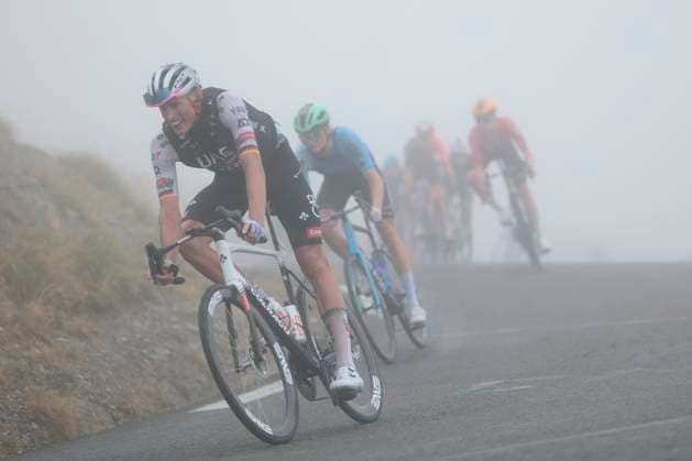 Tour de France 2025 Stage 14 LUCHON SUPERBAGNERES, FRANCE - JULY 19 : Politt Nils (GER) of UAE Team Emirates - XRG in action during stage 14 of the 112th edition of Tour de France an UCI World Tour 2.UWT cycling road race stage for Men Elite of 183 km with start in Pau and finish in Luchon Superbagneres on July 19, 2025 in Luchon Superbagneres, France, 19 07 2025 ( Motordriver Kenny Verfaillie - Luchon Superbagneres France  Copyright: xLucaxBettinix