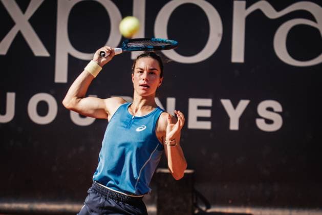 Tennis Women MSC Hamburg Ladies Open WTA 250 Lois Boisson FRA vs Dajana Jastremska UKR 19 07 2025 Lois Boisson plays a forehand Hamburg Tennisstadion am Rothenbaum Hamburg Germany
