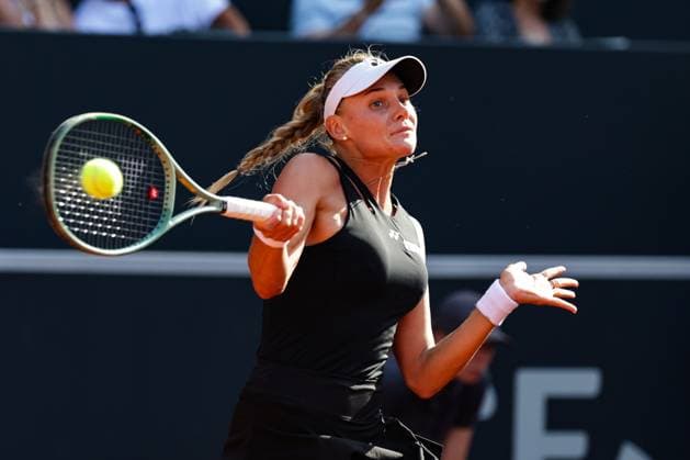 GER, Hamburg, xFSx, ATP250 Womens Tennis Tournament , MSC Hamburg Ladies Open 2025 , Semifinals ,19 07 2025 v l Dayana Yastremska UKR plays a forehand Copyright: HMBxMedia FernandoxSoares