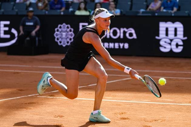 GER, Hamburg, xFSx, ATP250 Womens Tennis Tournament , MSC Hamburg Ladies Open 2025 , Semifinals ,19 07 2025 v l Dayana Yastremska UKR plays a forehand Copyright: HMBxMedia FernandoxSoares