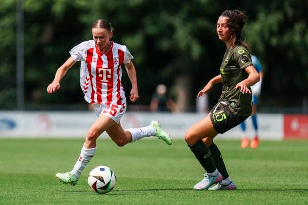 Test match 1 FC Köln OH Leuven 19 07 2025 Laura Donhauser 1 FC Köln, 25 on the ball at the test match 1 FC Köln OH Leuven Köln, Geißbockheim Köln on 19 07 2025 Copyright: xBEAUTIFULxSPORTS Freisenx