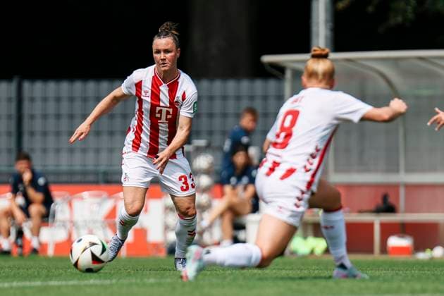 Test match 1 FC Köln OH Leuven 19 07 2025 Marina Hegering 1 FC Köln, 33 on the ball at the test match 1 FC Köln OH Leuven Köln, Geißbockheim on 19 07 2025 Copyright: xBEAUTIFULxSPORTS Freisenx