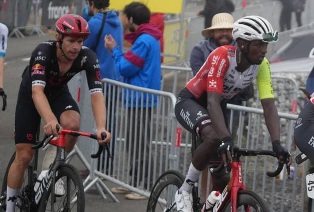 CYCLING - TOUR DE FRANCE 2025 - STAGE 14 Biniam Girmay during the Tour de France 2025, UCI WorldTour cycling event, Stage 14, Pau - Luchon-Superbagneres (182,6 Km) on 19 July 2025 in Saint-Aventin, France - Photo Laurent Lairys PSNEWZ Saint-AventinFrance  Copyright: xLaurentxLairysx