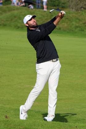 19th July 2025; Royal Portrush Golf Club, Portrush, County Antrim, Northern Ireland; The Open Golf Championship Round 3; Scottie Scheffler (USA) punches an iron shot at the 9th hole and it slides left into the rough around the green  ActionPlus12815319 DavidxBlunsden
