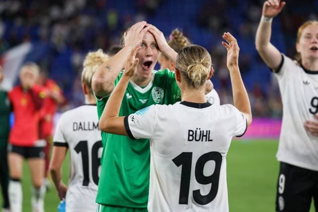 Basel, Switzerland 19 July 2025 UEFA Euro 2025 Woman quarter-final France vs Germany Pictured from left goalkeeper Ann Katrin Berger Germany amazed and Klara Bühl Buehl Germany celebrating after winning the penalty shoot-out against France and qualifying for the semi-final against Spain in Basel St Jakob Park Copyright: xFotostandx xFantinix