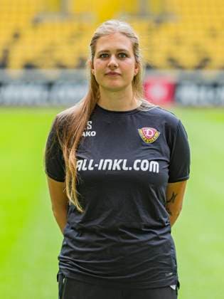 18 07 2025, xomx, Soccer 2 Bundesliga, Dynamo Dresden photo session season 2025 26, Laura Seifert Dynamo Dresden 2. BL, portrait session 2025 2026 Dresden
