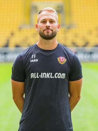 18 07 2025, xomx, Football 2 Bundesliga, Dynamo Dresden photo session season 2025 26, Tony Fischer Dynamo Dresden 2. BL, portrait session 2025 2026 Dresden