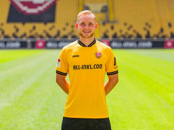 18 07 2025, xomx, Football 2 Bundesliga, Dynamo Dresden photo appointment season 2025 26, Tony Menzel Dynamo Dresden 2. BL, portrait appointment 2025 2026 Dresden
