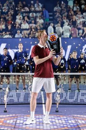 LOS CABOS TENNIS OPEN 2025 LOS CABOS TENNIS OPEN 2025 KOVACEVIC VS SHAPOVALOV 19072025 LOS CABOS, BAJA CALIFORNIA, MEXICO Action photo of Denis Shapovalov of Canada, champion of the singles tournament of Los Cabos Tennis Open 2025 held at the Mextenis Stadium of the Cabo Sports Complex of Los Cabos, Baja California, Mexico Action photo of Denis Shapovalov of Canada, champion of the singles tournament of Los Cabos Tennis Open 2025 held at the Mextenis Stadium of the Cabo Sports Complex of Los Cabos, Baja California, Mexico LOS CABOS BAJA CALIFORNIA MEXICO Copyright: xIMAGENSHOPxAGENCIAxFOTOGRAFICAx