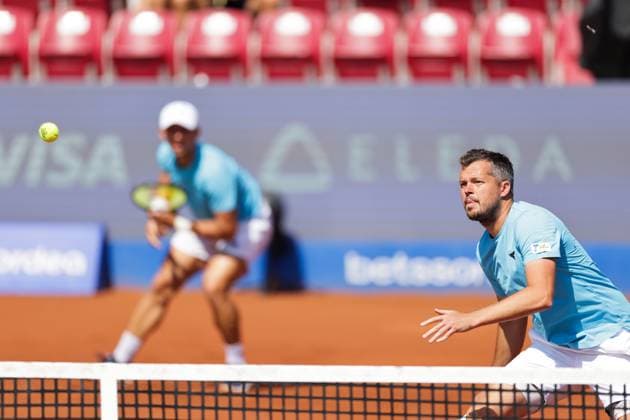 Adam Pavlasek, Czech Republic, in focus and Jan Zielinski, Poland, left during Sunday s men s doubles final where they face Guido Andreozzi, Argentina, and Sander Arends, Netherlands, during the Nordea Open tennis tournament in Bastad, Sweden on the 20th of July 2025 BASTAD SWEDEN x9200x  Copyright: xBjörnxLarssonxRosvall TTx NORDEA OPEN 2025