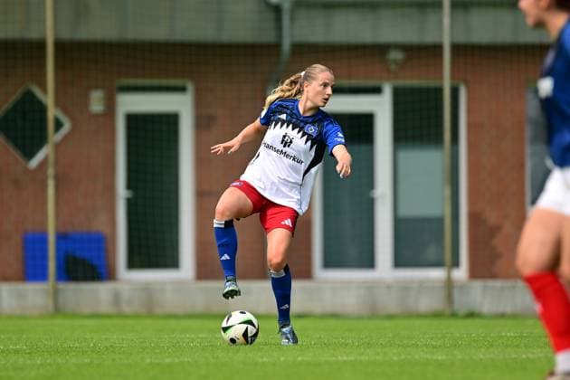 Soccer I Women I Season 2025 2026 I Test match I Hamburger SV Holstein Kiel I 20 07 2025 Nina Räcke 39, Hamburger SV Hamburg Paul Hauenschild Sportanlage Hamburg Germany Copyright: xLobeca FelixxSchlikisx