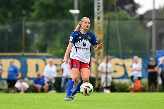 Soccer I Women I Season 2025 2026 I Test match I Hamburger SV Holstein Kiel I 20 07 2025 Nina Räcke 39, Hamburger SV Hamburg Paul Hauenschild Sportanlage Hamburg Germany Copyright: xLobeca FelixxSchlikisx