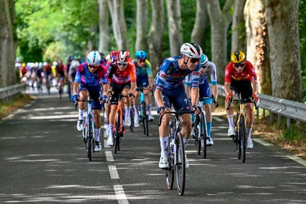Tour de France 2025 Stage 15 CARCASSONNE, FRANCE - JULY 20 : Rider of Soudal Quick-Step in action during stage 15 of the 112th edition of Tour de France an UCI World Tour 2.UWT cycling road race stage for Men Elite of 169 km with start in Muret and finish in Carcassonne on July 20, 2025 in Carcassonne, France, 20 07 2025 ( Motordriver Kenny Verfaillie - Carcassonne France  Copyright: xJanxDexMeuleneirx