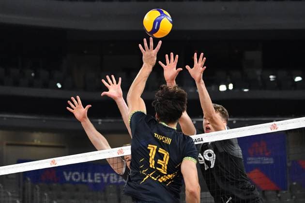 Ljubljana, Slovenia, 20th July 2024: Vasyl Tupchii of Ukraine in action against Skyler Varga of Canada during the IVNL Volleyball Nations League, Week 3 match, between Ukraine and Canada at Arena Stozice, Ljubljana, Slovenia. (Natasa Kupljenik SPP) Copyright: xNatasaxKupljenikx xSPPx SPP_1024446