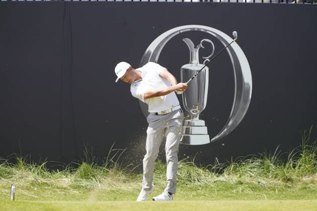 The 153rd Open Championship 2025 Haotong Li In action on the 1st hole the final 4th day TheÊ153rd Open Championship, Royal Portrush Golf Club (Dunluce Links) in Portrush, County Antrim, Northern Ireland, from Thursday, 17 July to Sunday, 20 July 2025. Copyright: xMarkxNewcombex
