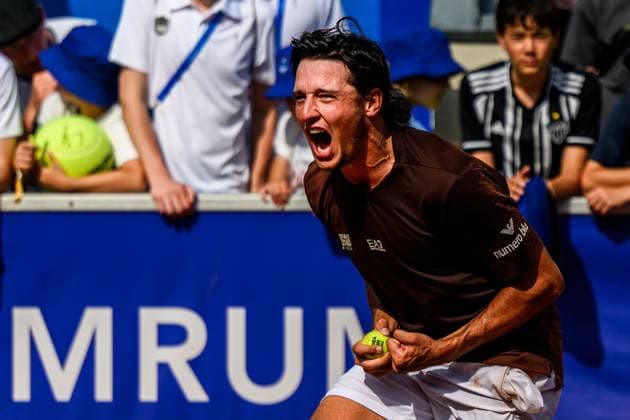 250720 Luciano Darderi of Italy celebrates winning in the singles final tennis match during day 8 on July 20, 2025 in Bastad Photo Mathilda Schuler BILDBYRAN kod MA MA0849 tennis atp 250 nordea open bbeng jubel  Copyright: MATHILDAxSCHULER BB250720MA083