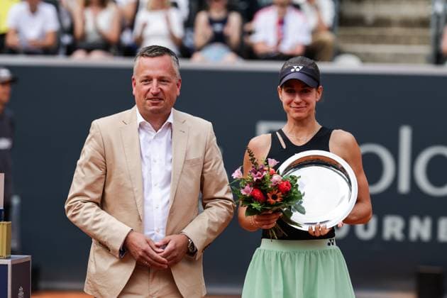 GER, Hamburg, xFSx, ATP250 Womens Tennis Tournament , MSC Hamburg Ladies Open 2025 , Final , 20 07 2025 f l Nils Kahn Head of the shipping company MSC Germany and Anna Bondar HUN Copyright: HMBxMedia FernandoxSoares