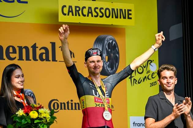 Tour de France 2025 Stage 15 CARCASSONNE, FRANCE - JULY 20 : Wellens Tim (BEL) of UAE Team Emirates - XRG on the podium during stage 15 of the 112th edition of Tour de France an UCI World Tour 2.UWT cycling road race stage for Men Elite of 169 km with start in Muret and finish in Carcassonne on July 20, 2025 in Carcassonne, France, 20 07 2025 ( Motordriver Kenny Verfaillie - Carcassonne France  Copyright: xJanxDexMeuleneirx