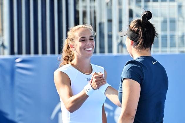 RECORD DATE NOT STATED Lucia Bronzetti of Italy and Bianca Andreescu of Canada during the Finals of Hopman Cup at Bari on July 20, 2025 in Bari,Italy Copyright: xAndreaxRositox DSC_6036