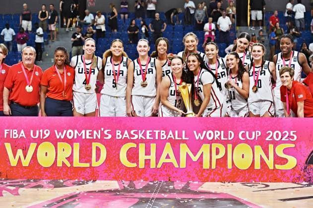 Sport Bilder des Tages American team celebrates victory of USA vs Australia, final match of the Women s Under-19 Basketball World Championship, WM, Weltmeisterschaft at the Starez Arena Vodova, in Brno, Czech Republic, on July 20, 2025. (CTKxPhoto PatrikxUhlir) CTKPhotoP2025072005496  CTKPhotoP2025072005496