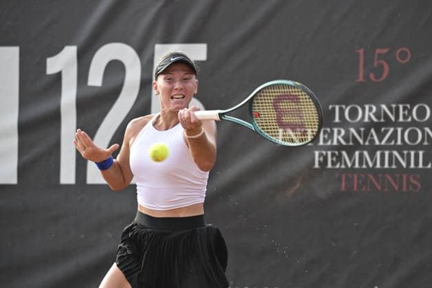 Oksana Selekhmeteva at service during the final match of tournament against Petra Marcinko (CRO) - Women s singles tournament of WTA, Tennis Damen 125 ATV Bancomat Tennis Open at Circolo Antico Tiro a Volo on July 20, 2025 in Rome, Italy  Copyright: xRobertoxBettacchi IPAxSportx xipa-agency.netx xx IPA_60657615 IPA_Agency_IPA60657615