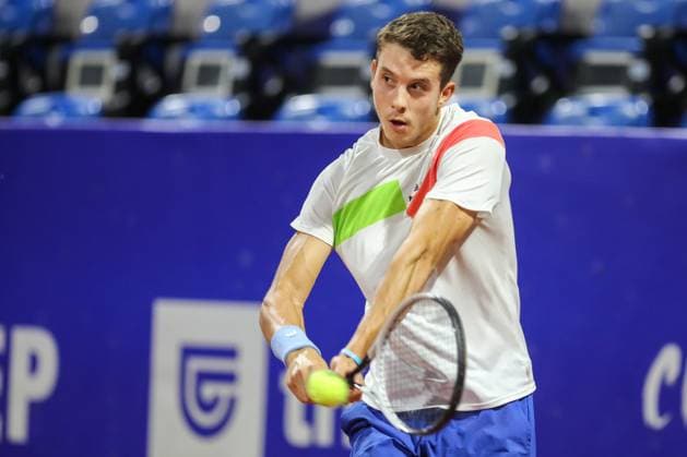 Craotia, Umag, 200725. 35th Plava Laguna Croatia Open Umag. First round of the main tennis tournament, Matej Dodig - Francesco Passaro. Photo: Goran Sebelic CROPIX Copyright: xxGoranxSebelicx xCROPIXx dodig_passaro04-200725