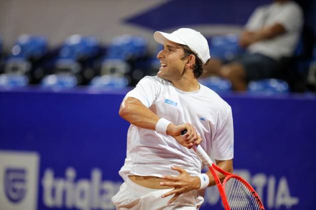 Craotia, Umag, 200725. 35th Plava Laguna Croatia Open Umag. First round of the main tennis tournament, Matej Dodig - Francesco Passaro. Photo: Goran Sebelic CROPIX Copyright: xxGoranxSebelicx xCROPIXx dodig_passaro15-200725
