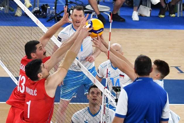 Ljubljana, Slovenia, 20th July 2024: Dusan Nikolic of Serbia in action during the IVNL Volleyball Nations League, Week 3 match, between Serbia and Slovenia at Arena Stozice, Ljubljana, Slovenia. (Natasa Kupljenik SPP) Copyright: xNatasaxKupljenikx xSPPx SPP_1025977