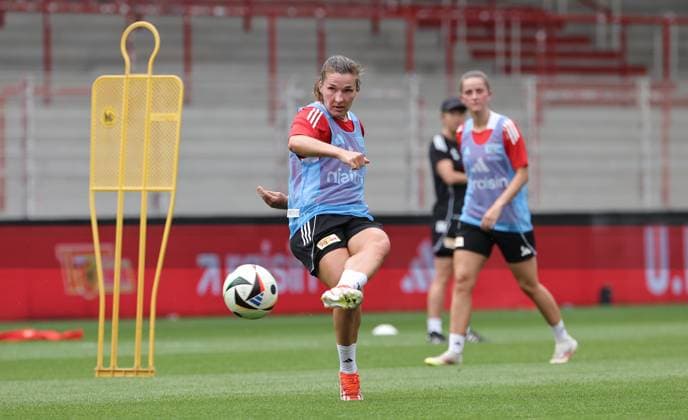 Katja Orschmann on the ball single image cropping action sport soccer soccer women women Bundesliga season 2025 2026 21 07 2025 training kick-off 1 FC Union Berlin DFL regulations prohibit any use of photographs as image sequences and or quasi video