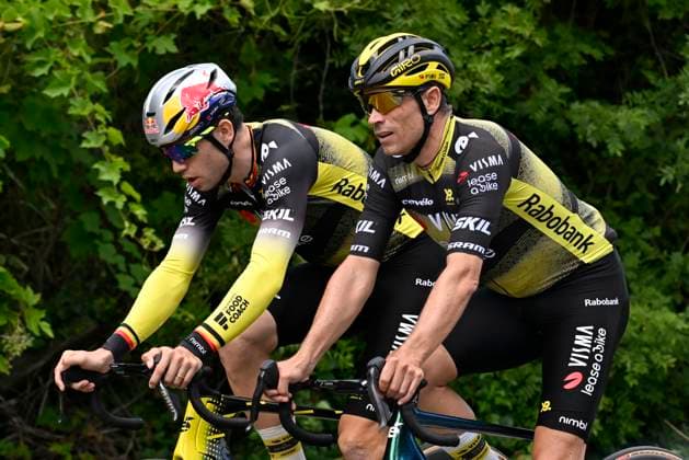 Tour de France 2025 Second Restday MONTPELLIER, FRANCE - JULY 21 : Van Aert Wout (BEL) of Team Visma Lease a Bike and Grischa Niermann during the second restday of the 112th edition of Tour de France an UCI World Tour 2.UWT for Men Elite on July 21, 2025 in Montpellier, France, 21 07 2025 ( Motordriver Kenny Verfaillie - Montpellier France  Copyright: xJanxDexMeuleneirx
