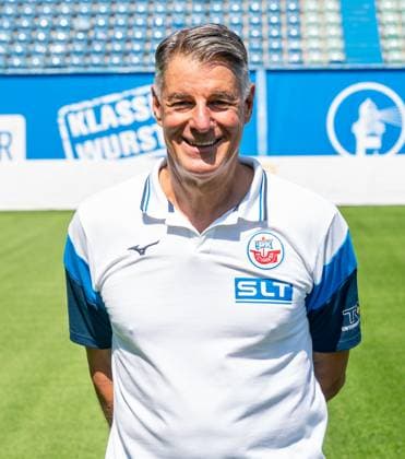 Alex Ogrinc, FC Hansa Rostock, 3 Liga, soccer, portrait appointment 2025 2026 Bus driver Alex Ogrinc FC Hansa Rostock at the portrait photo session in the Ostseestadion Rostock Ostseestadion Mecklenburg Vorpommern Germany