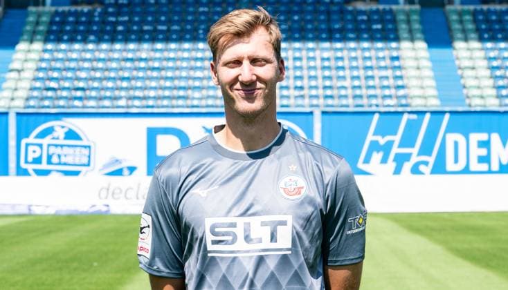 Philipp Klewin, FC Hansa Rostock, 3 Liga, soccer, portrait appointment 2025 2026 Goalkeeper Philipp Klewin FC Hansa Rostock at the portrait photo session in the Ostseestadion Rostock Ostseestadion Mecklenburg Vorpommern Germany