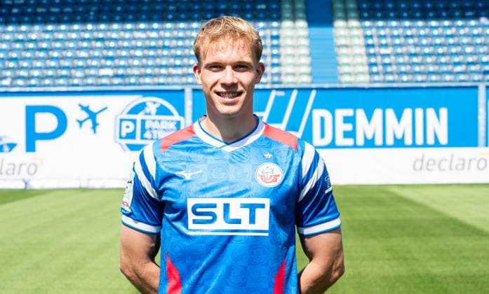 Felix Ruschke, FC Hansa Rostock, 3 Liga, soccer, portrait appointment 2025 2026 Felix Ruschke FC Hansa Rostock at the portrait photo session in the Ostseestadion Rostock Ostseestadion Mecklenburg Vorpommern Germany