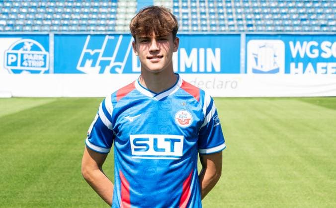 Fiete Bock, FC Hansa Rostock, 3 Liga, soccer, portrait appointment 2025 2026 Fiete Bock FC Hansa Rostock at the portrait photo session in the Ostseestadion Rostock Ostseestadion Mecklenburg Vorpommern Germany