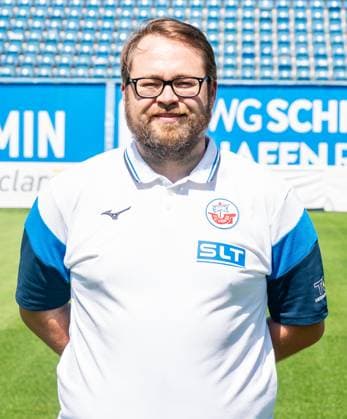Dr. Thomas Willert, FC Hansa Rostock, 3 Liga, soccer, portrait appointment 2025 2026 Team doctor Dr. Thomas Willert FC Hansa Rostock at the portrait photo session in the Ostseestadion Rostock Ostseestadion Mecklenburg Vorpommern Germany