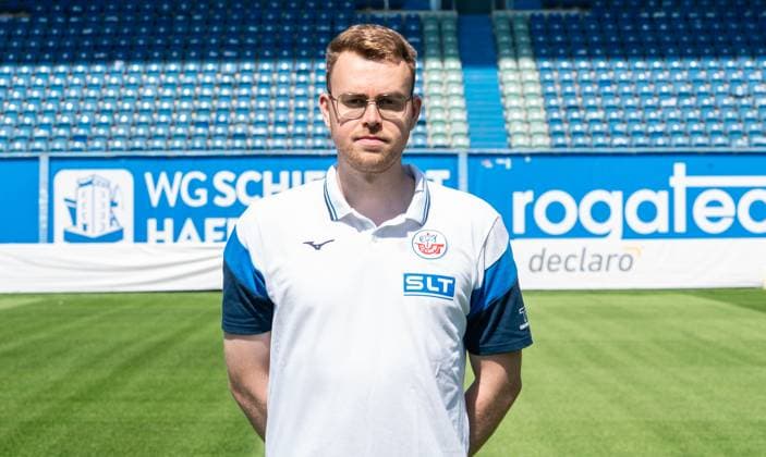 Sebastian Schlettwein, FC Hansa Rostock, 3 Liga, soccer, portrait appointment 2025 2026 Physiotherapist Sebastian Schlettwein FC Hansa Rostock at the portrait photo session in the Ostseestadion Rostock Ostseestadion Mecklenburg Vorpommern Germany