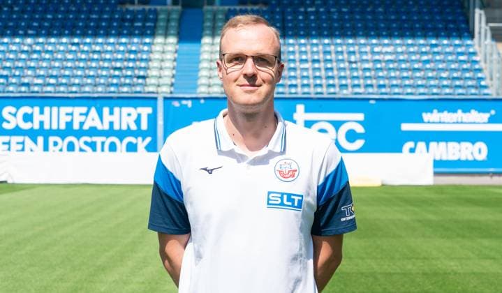 Oliver Grebing, FC Hansa Rostock, 3 Liga, soccer, portrait appointment 2025 2026 Video analyst Oliver Grebing FC Hansa Rostock at the portrait photo session at the Ostseestadion Rostock Ostseestadion Mecklenburg-Vorpommern Germany