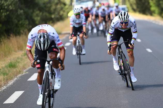 Tour de France 2025 Second Restday MONTPELLIER, FRANCE - JULY 21 : Narvaez Jhonatan (ECU) of UAE Team Emirates, Pogacar Tadej (SLO) of UAE Team Emirates during the second restday of the 112th edition of Tour de France an UCI World Tour 2.UWT for Men Elite on July 21, 2025 in Montpellier, France, 21 07 2025 ( Motordriver Kenny Verfaillie - Montpellier France  Copyright: xVincentxKalutx