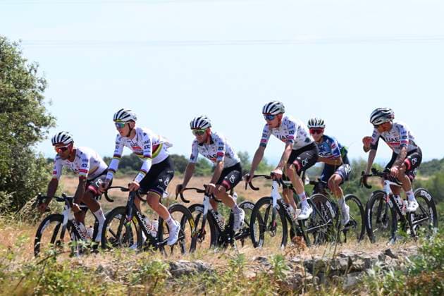 Tour de France 2025 Second Restday MONTPELLIER, FRANCE - JULY 21 : Pogacar Tadej (SLO) of UAE Team Emirates and teammates during the second restday of the 112th edition of Tour de France an UCI World Tour 2.UWT for Men Elite on July 21, 2025 in Montpellier, France, 21 07 2025 ( Motordriver Kenny Verfaillie - Montpellier France  Copyright: xVincentxKalutx