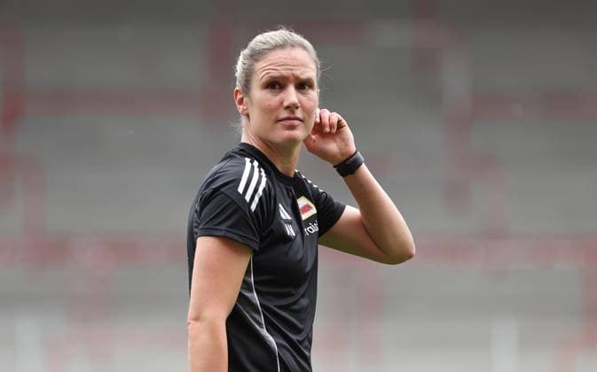 Goalkeeping coach Alisa Vetterlein Action Upper body Sport Football Soccer Women Womens Bundesliga Season 2025 2026 21 07 2025 Training kick-off 1 FC Union Berlin DFL regulations prohibit any use of photographs as image sequences and or quasi video