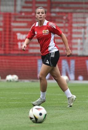 Korina Janez on the ball Single image Crop action Sport Football Soccer Women Womens Bundesliga Season 2025 2026 21 07 2025 Training kick-off 1 FC Union Berlin DFL regulations prohibit any use of photographs as image sequences and or quasi video