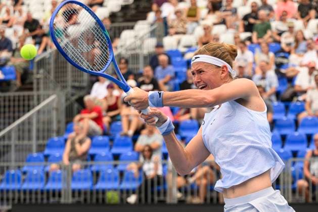 Czech tennis player Marie Bouzkova playes against Xinyu Gao of China at the WTA, Tennis Damen Livesport Prague Open 2025 on the courts of TK Sparta Prague, in Prague, Czech Republic, on July 21, 2025. (CTKxPhoto MichalxKamaryt) CTKPhotoP2025072102765  CTKPhotoP2025072102765